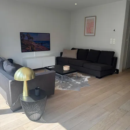 Cosy - Silverway Lejlighed